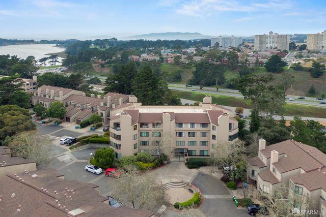 230 North Lake Merced Hills 4A, San Francisco, CA 94132