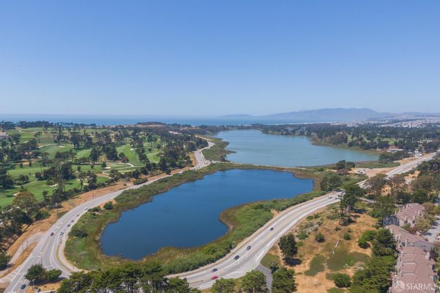 230 North Lake Merced Hills 4A, San Francisco, CA 94132