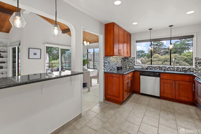 230 North Lake Merced Hills 4A, San Francisco, CA 94132