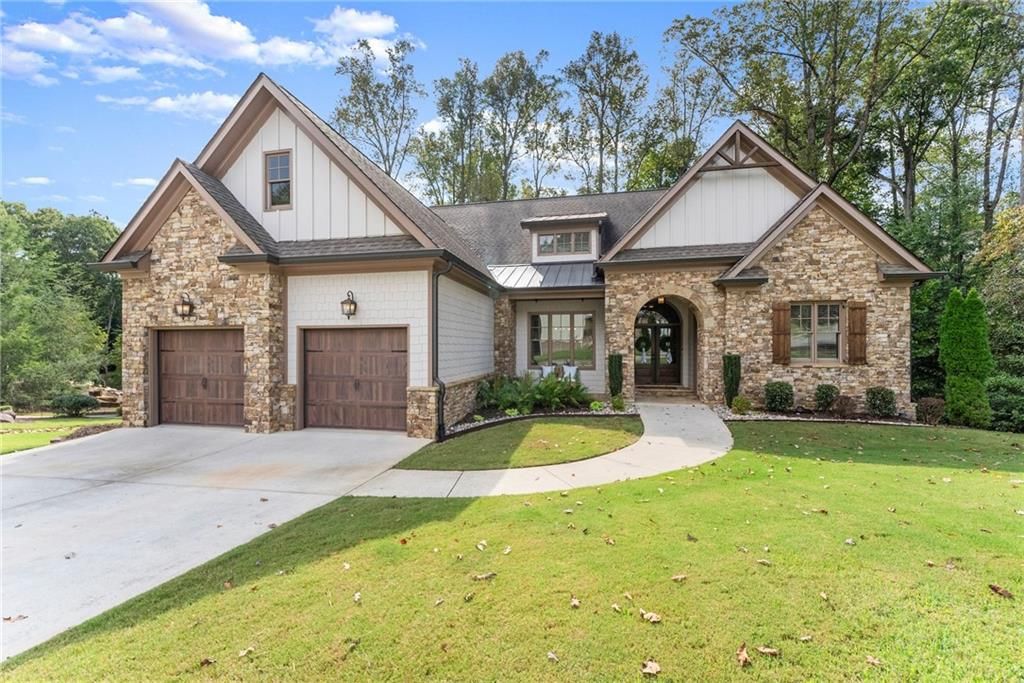 1042 Hartwell Crossing, Gainesville, GA 30501