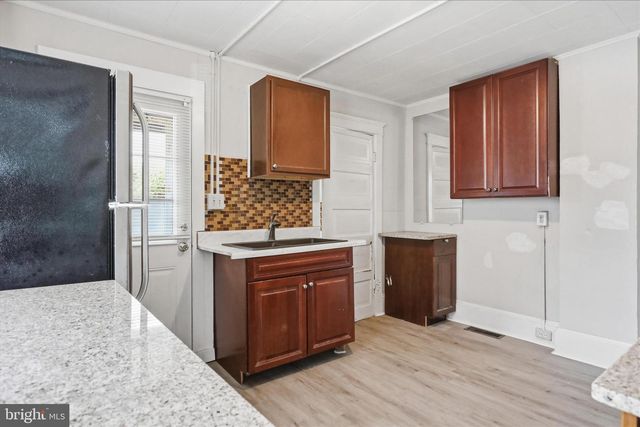 226 N SPRING ST, Martinsburg, WV 25401