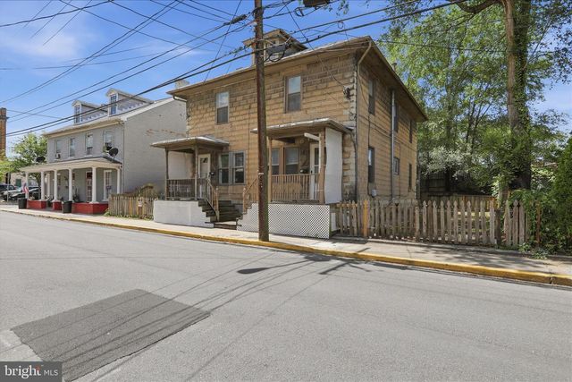 226 N SPRING ST, Martinsburg, WV 25401
