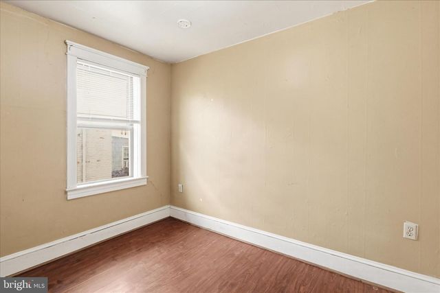 226 N SPRING ST, Martinsburg, WV 25401