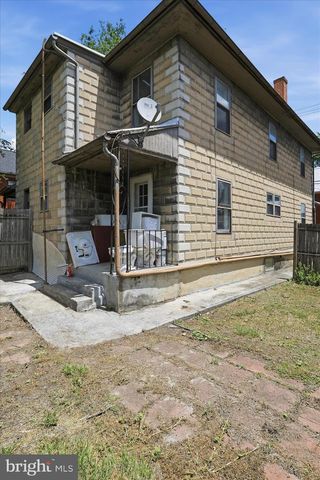 226 N SPRING ST, Martinsburg, WV 25401