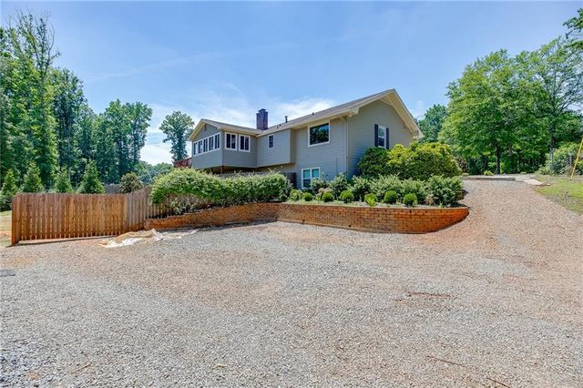 3803 Carter Road, Buford, GA 30518