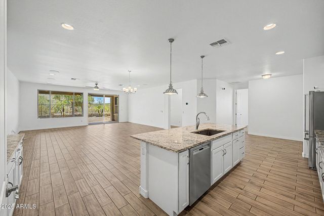 18205 W CASSIA Way, Goodyear, AZ 85338