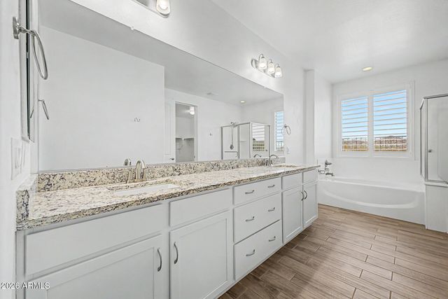 18205 W CASSIA Way, Goodyear, AZ 85338