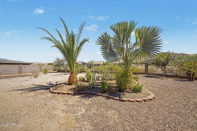 18205 W CASSIA Way, Goodyear, AZ 85338
