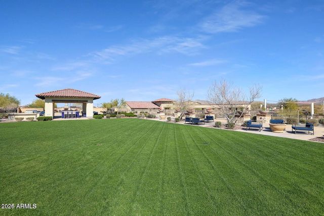 18205 W CASSIA Way, Goodyear, AZ 85338