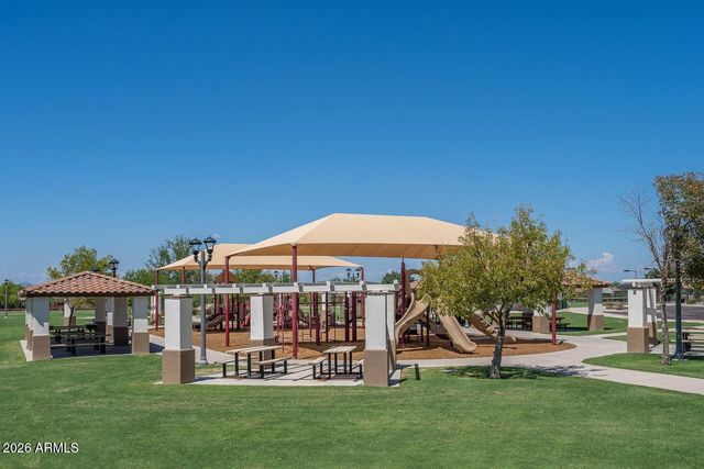 18205 W CASSIA Way, Goodyear, AZ 85338