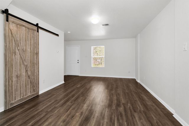 15134 Austin Rd, Willis, TX 77378