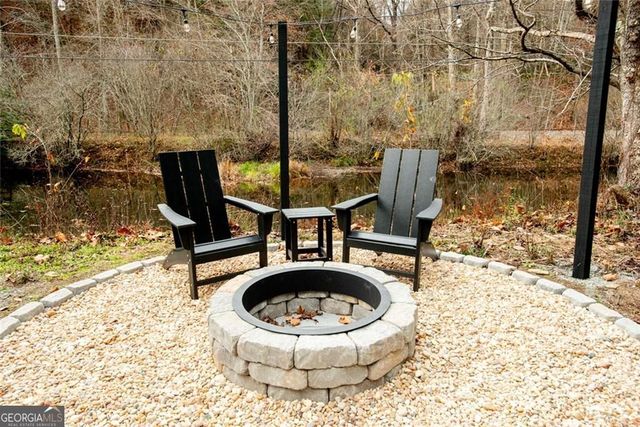 277 Jo Anne Sisson Road, Blue Ridge, GA 30513