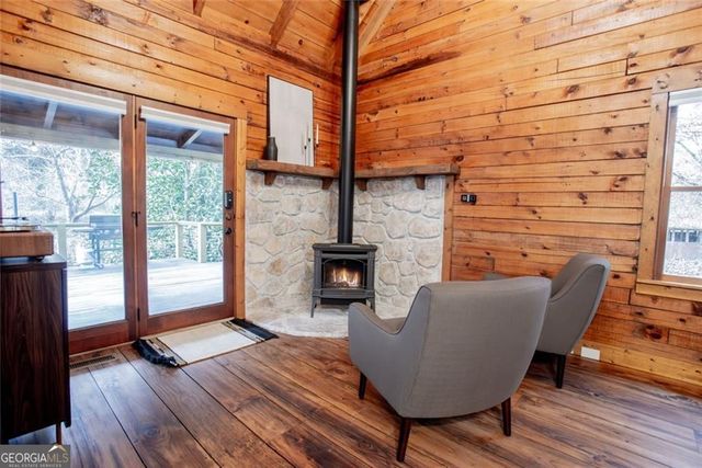 277 Jo Anne Sisson Road, Blue Ridge, GA 30513