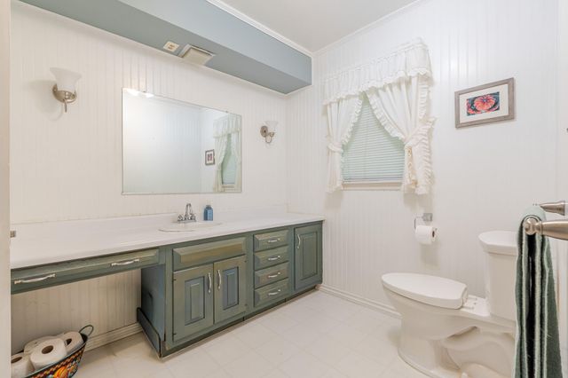 327 Softwood Drive, Hobart, IN 46342