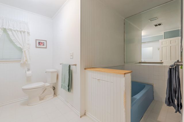 327 Softwood Drive, Hobart, IN 46342