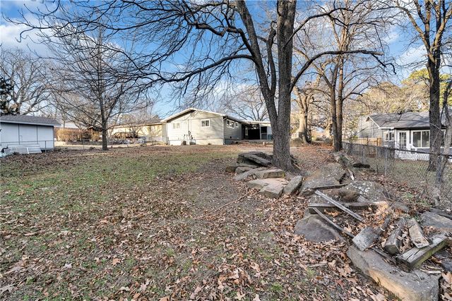 841 E Windy Hill Street, Fayetteville, AR 72703