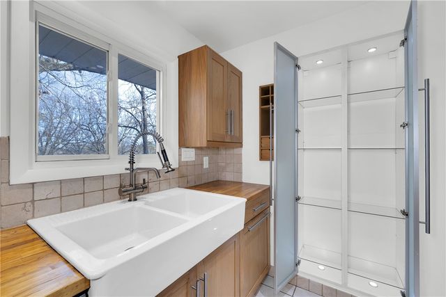 841 E Windy Hill Street, Fayetteville, AR 72703