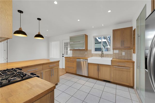 841 E Windy Hill Street, Fayetteville, AR 72703