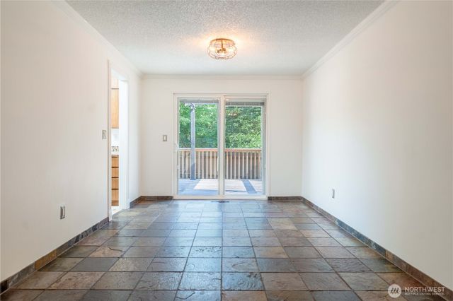 6612 Alder Glen Drive SE, Lacey, WA 98513