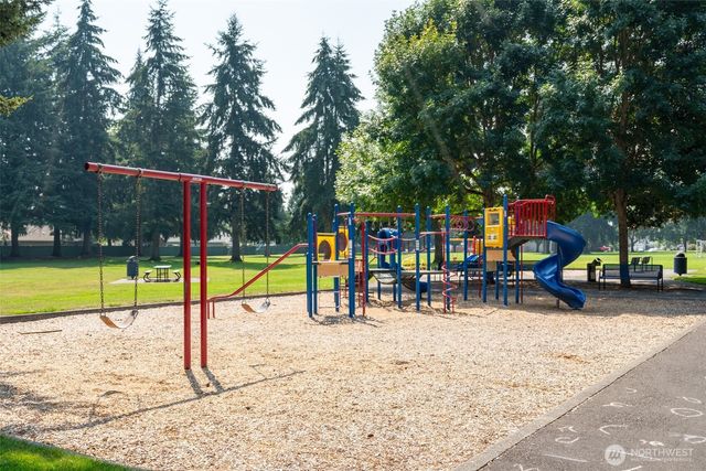 6612 Alder Glen Drive SE, Lacey, WA 98513