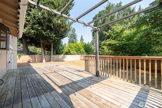 6612 Alder Glen Drive SE, Lacey, WA 98513