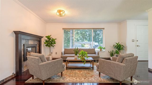 6612 Alder Glen Drive SE, Lacey, WA 98513