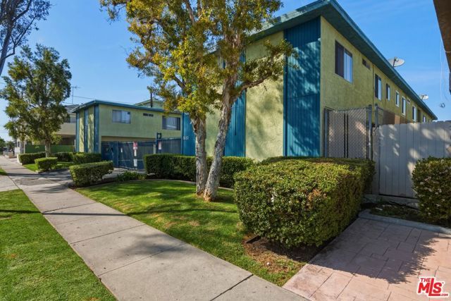 1651 W 206th Street, Torrance, CA 90501