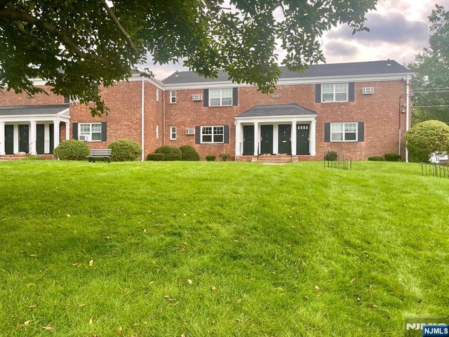 13-41 Sperber Road B, Fair Lawn, NJ 07410
