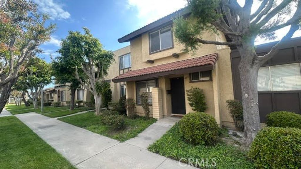 Image 3 of property listing at 14951 Malaga, Westminster, CA 92683