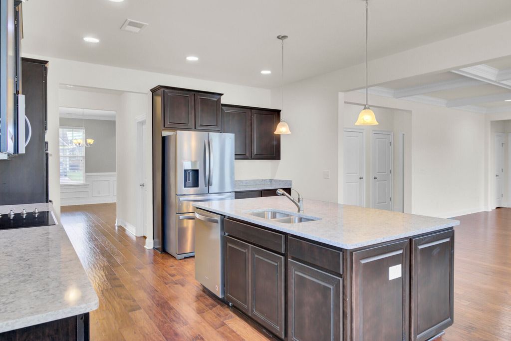 Image 20 of property listing at 461 Spectrum Road, Summerville, SC 29486