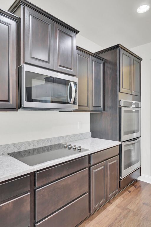 Image 23 of property listing at 461 Spectrum Road, Summerville, SC 29486