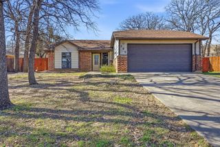 705 Timberoaks Drive, Azle, TX 76020