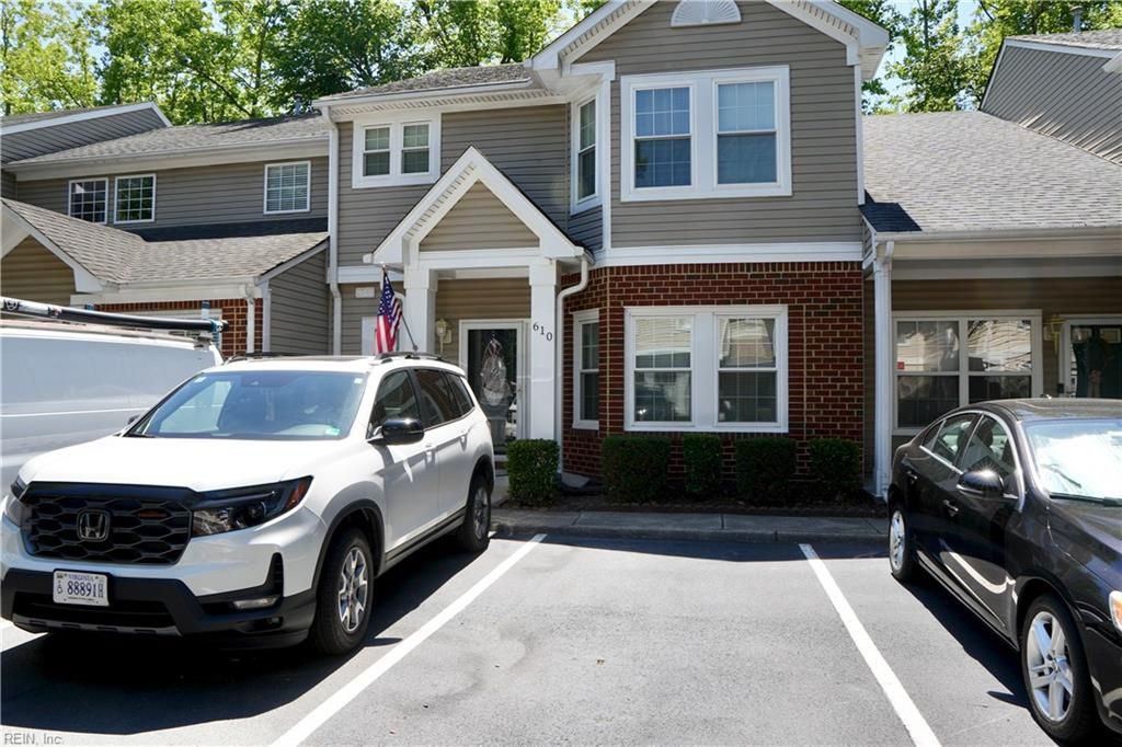 610 Station Square CT, Chesapeake, VA 23320