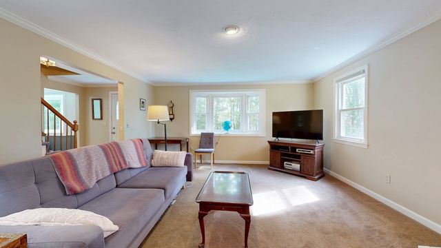 130 Island Rd, Millis, MA 02054