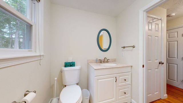 130 Island Rd, Millis, MA 02054