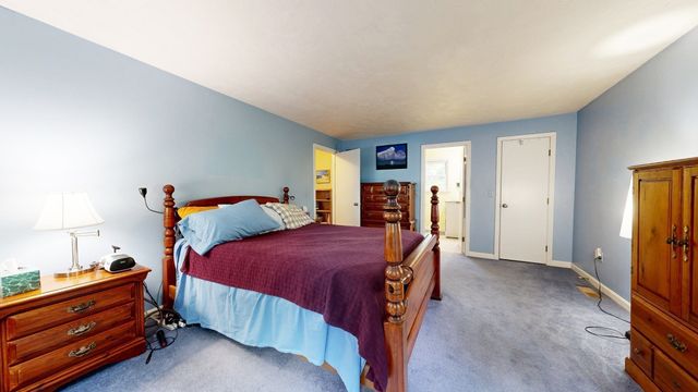 130 Island Rd, Millis, MA 02054