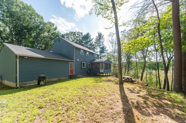 130 Island Rd, Millis, MA 02054