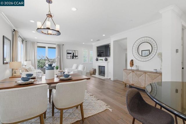 971 Bluebell Dr, Livermore, CA 94551