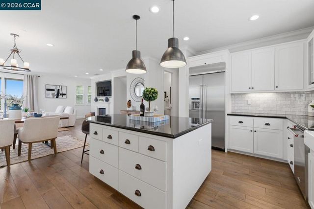 971 Bluebell Dr, Livermore, CA 94551