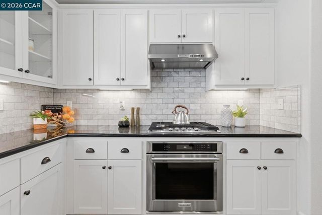 971 Bluebell Dr, Livermore, CA 94551