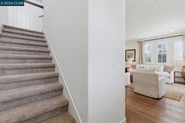 971 Bluebell Dr, Livermore, CA 94551