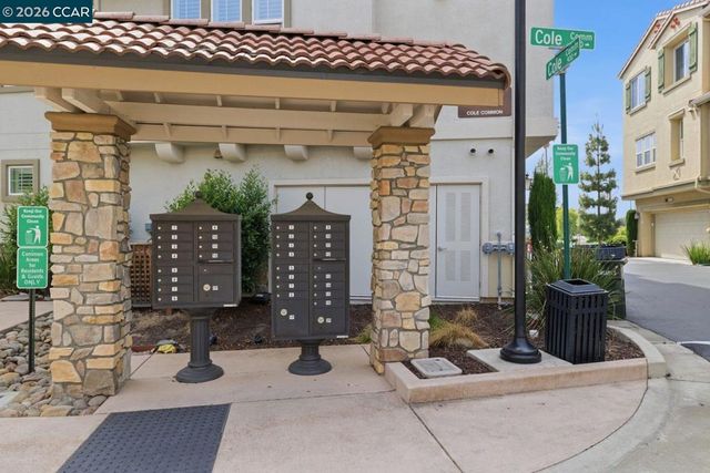 971 Bluebell Dr, Livermore, CA 94551