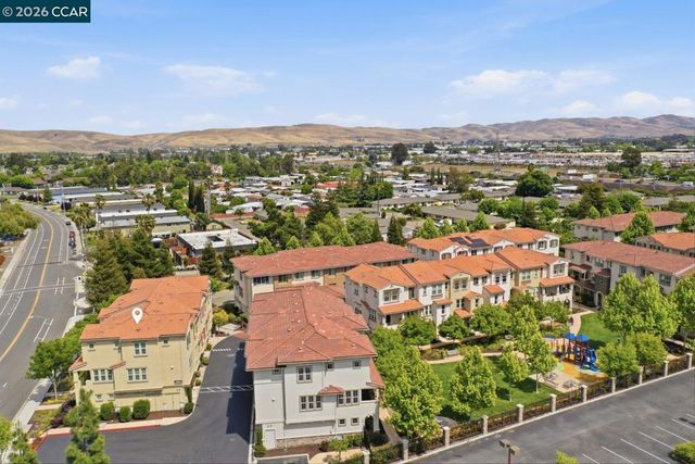 971 Bluebell Dr, Livermore, CA 94551