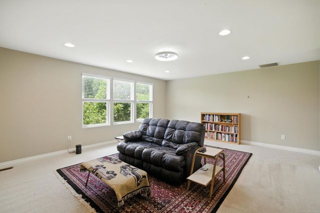 2066 Findley Circle, Orion Twp, MI 48360