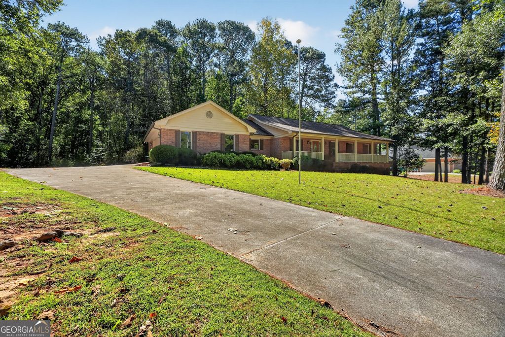 340 Country Side Drive, Mcdonough, GA 30252 — exterior