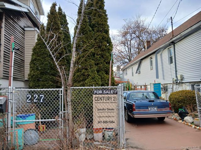 227 Stephens Avenue, Bronx, NY 10473