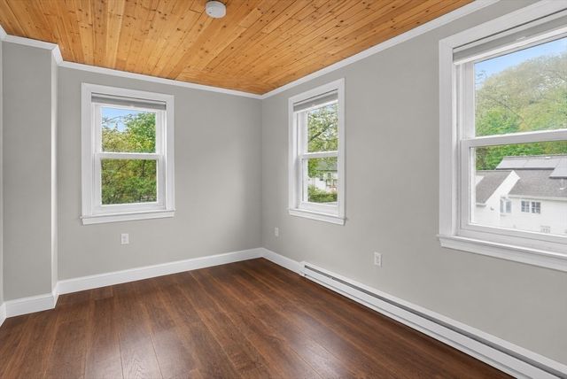 38 Prescott, Haverhill, MA 01832