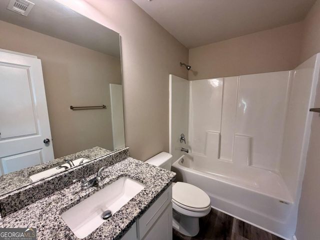 126 W Lexington Avenue, Griffin, GA 30223