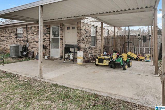 111 MORRIS AVENUE, Clanton, AL 35045