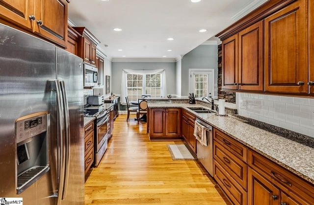 821 E Golden View Lane, Boiling Springs, SC 29316